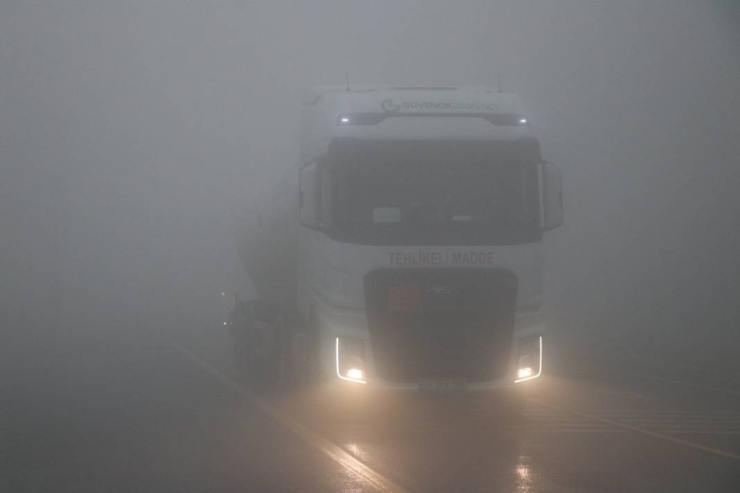 Sürücüler dikkat! Bolu Dağı'nda göz gözü görmüyor - Resim: 3